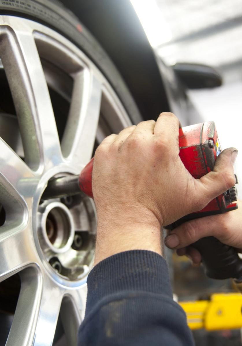 Roadside Assistance And Towing (8)